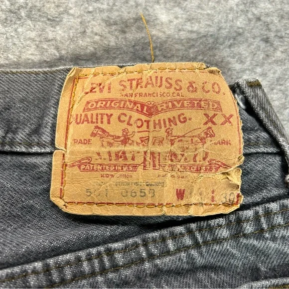 Vintage Levi’s 501 0658 Jeans Mens 28x28 Black 80s Made In USA Button Fly Repair